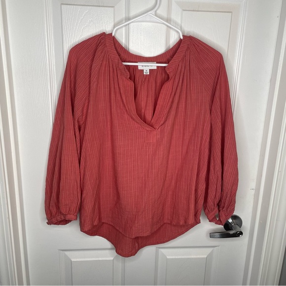 Evereve Ingrid Textured Stripe Top Cotton Blend Work Flowy in Rusted Rose M - Picture 2 of 11